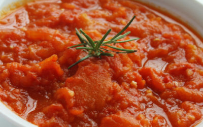 Molho de tomate caseiro (bem turbinado)